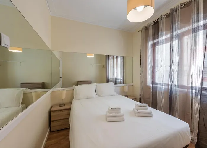 Guestready - October Tide